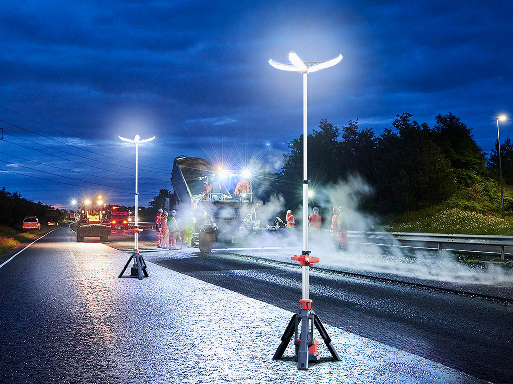 Portable site lights on site